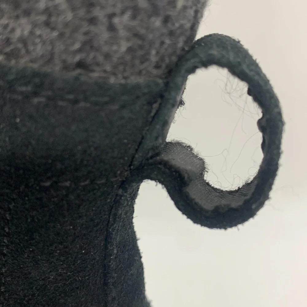 L.L. Bean *Flaw East Point Chelsea Suede Boot Black (8 1/2 Medium) Winter Snow